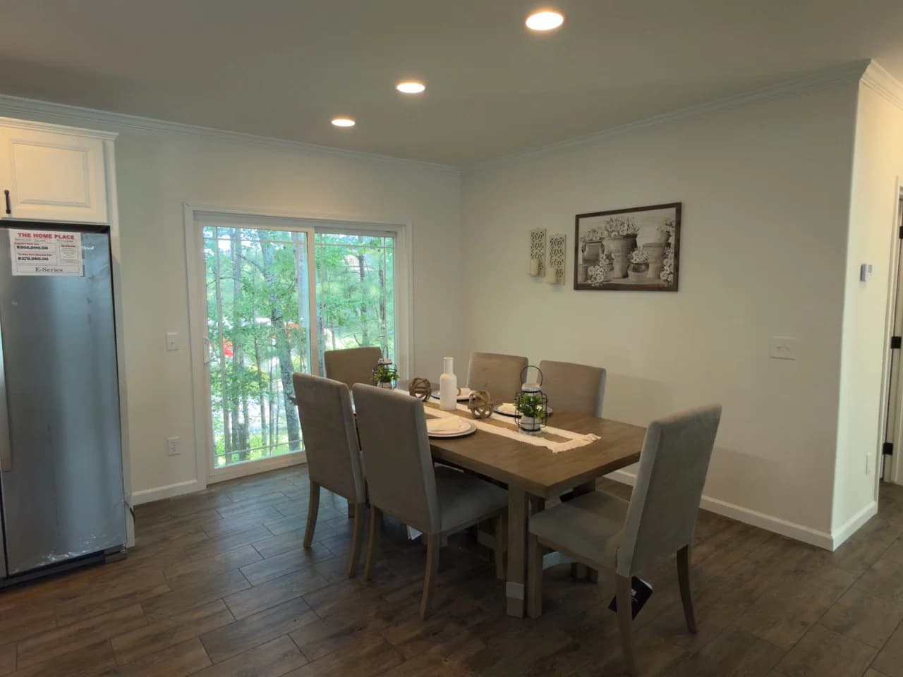 The woodside b interior home features