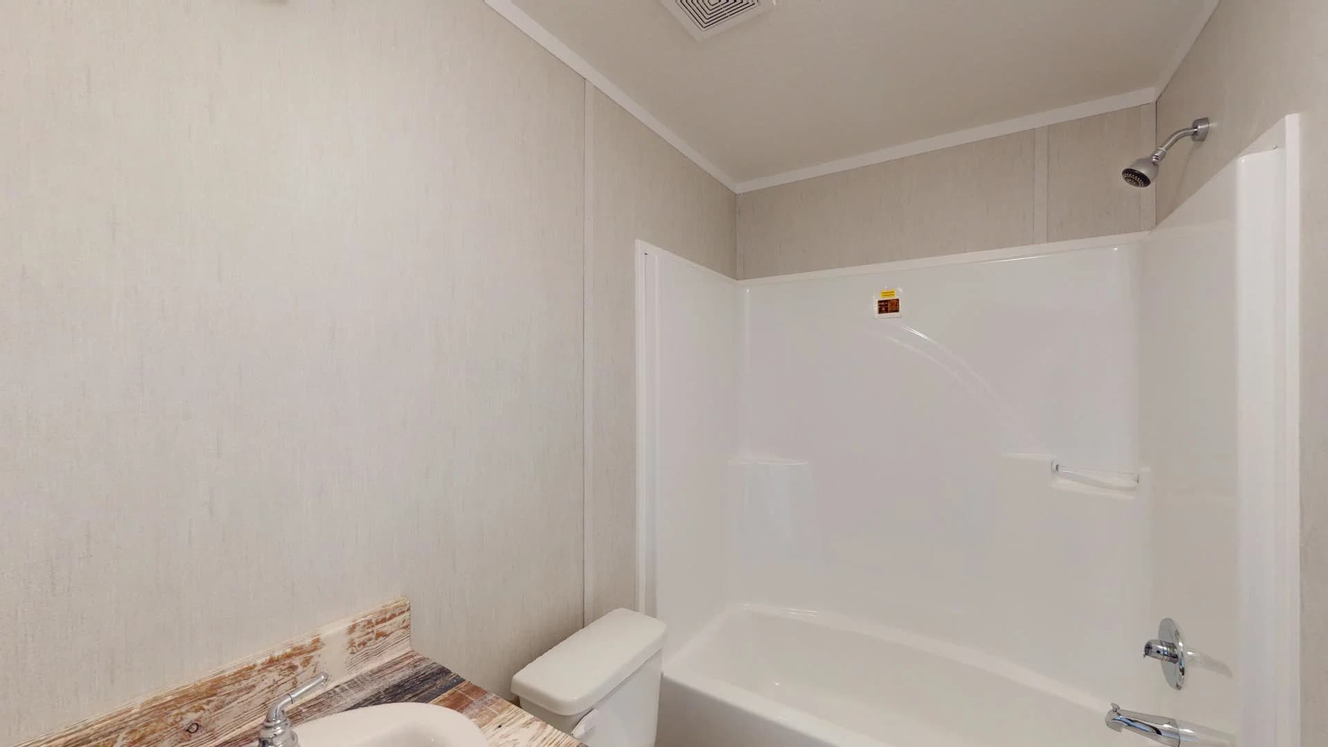 Arc1680-8000-2 bathroom home features