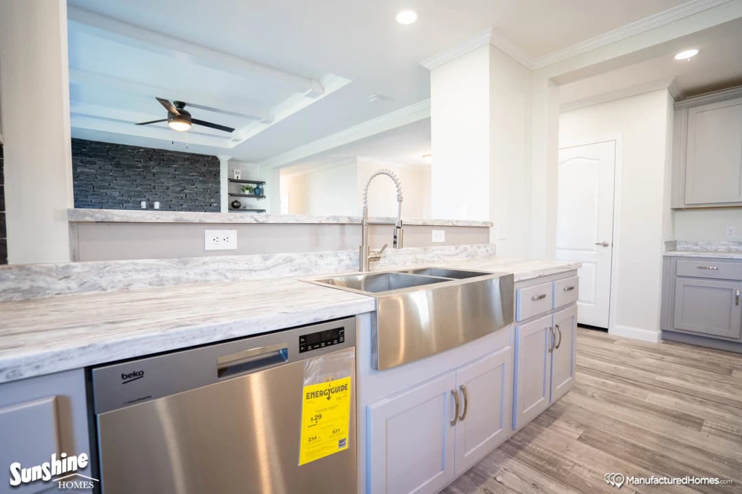 Pri3280-2043 kitchen home features