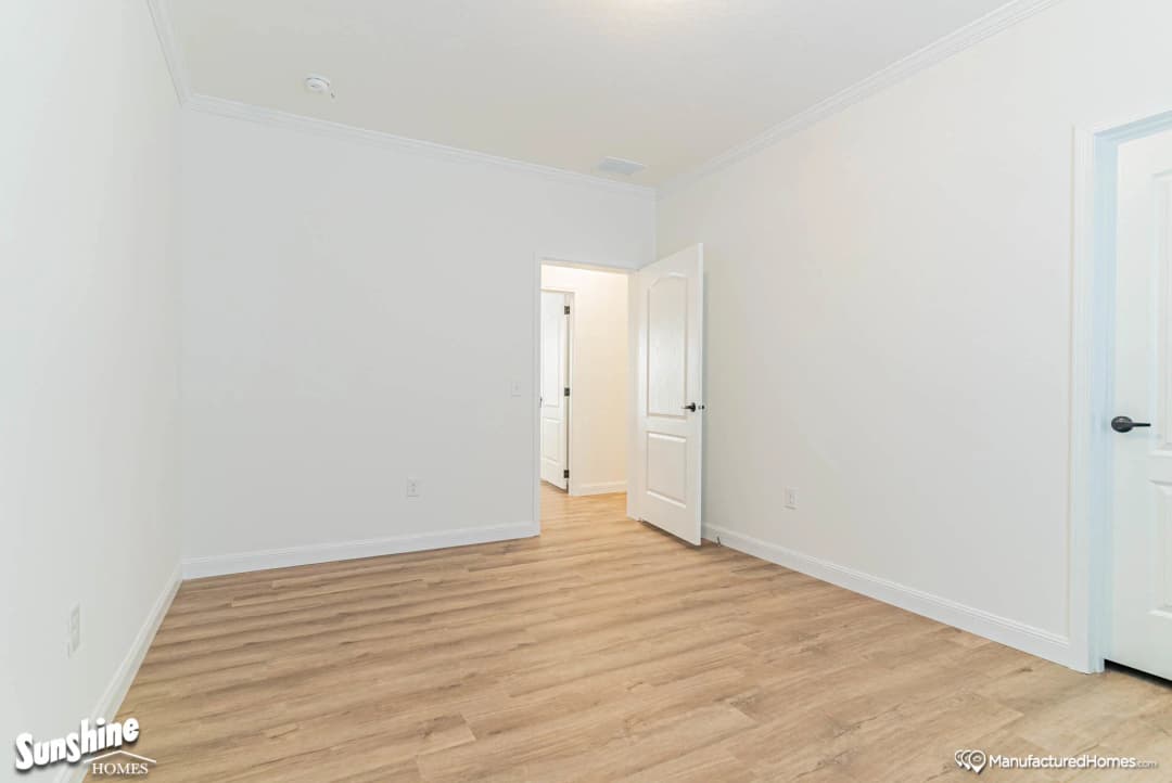 Pri3284-2058 interior home features
