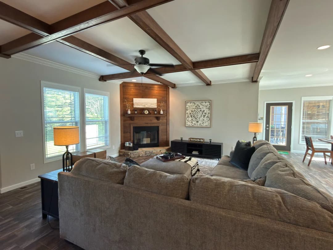 Tahoe harbor interior home features