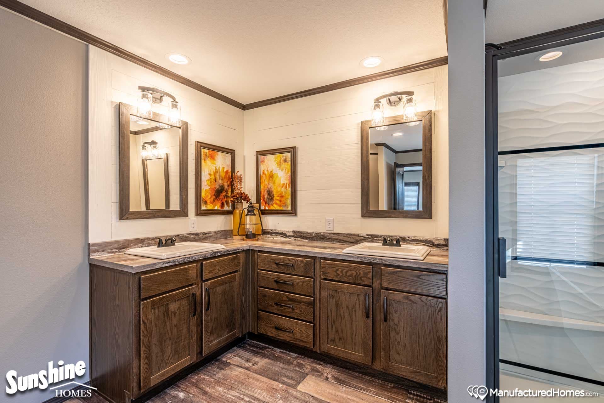 Pri2868-2027 bathroom home features