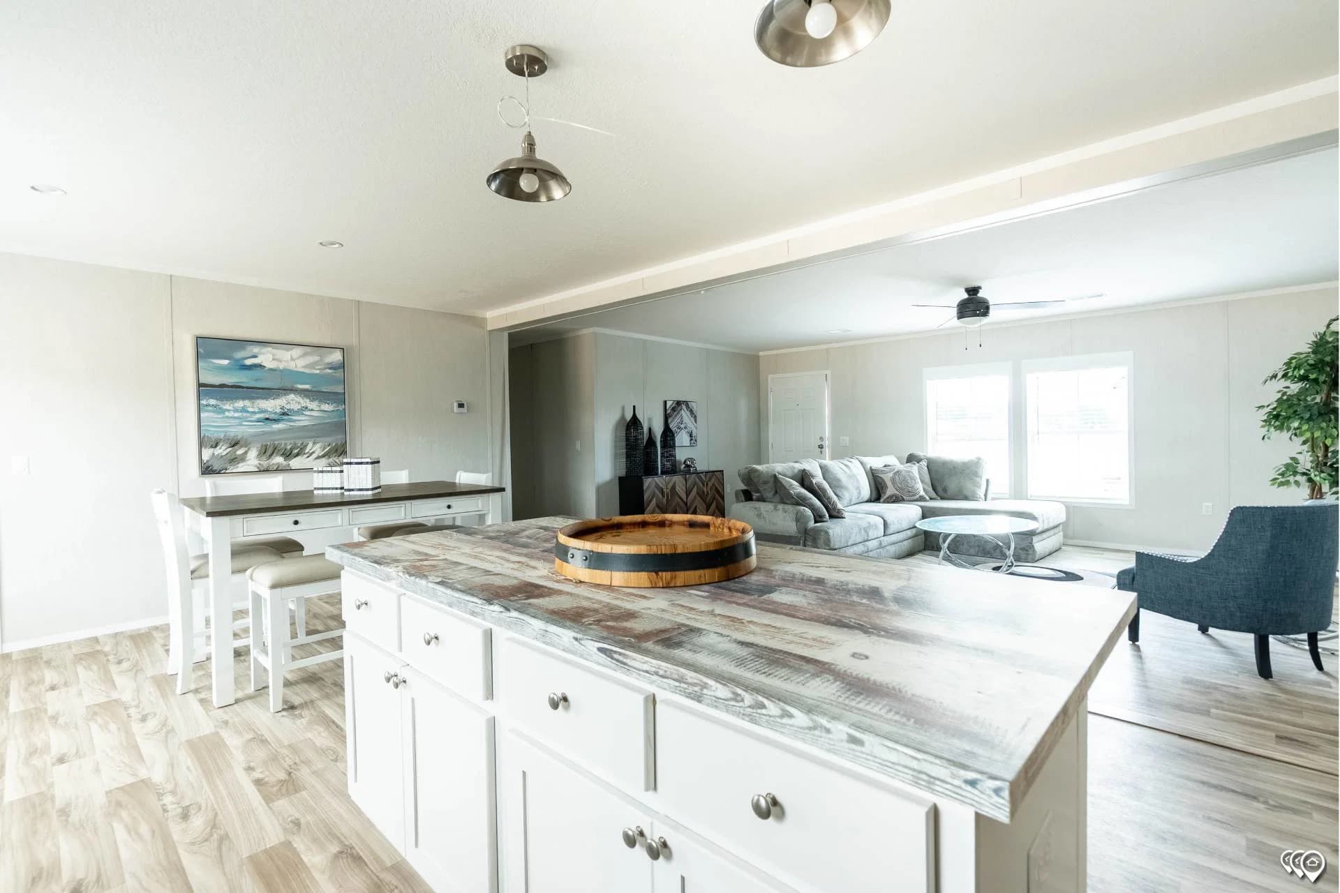 Arc3270-9002 kitchen home features