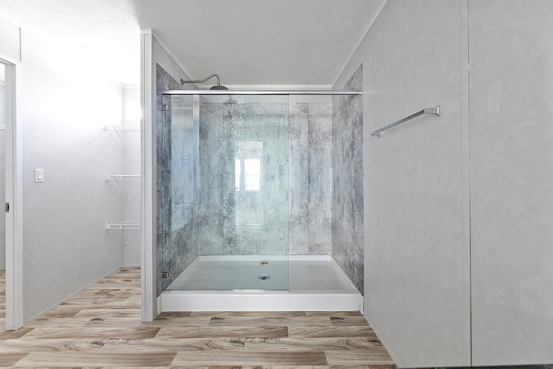Valu maxx premier 32684e bathroom home features