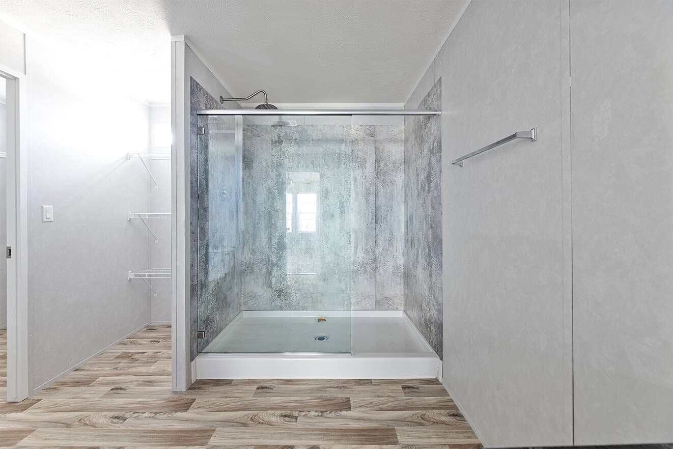 Valu maxx premier 32684e bathroom home features