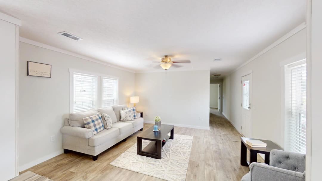 Pri1680-102 (the bailey) interior home features