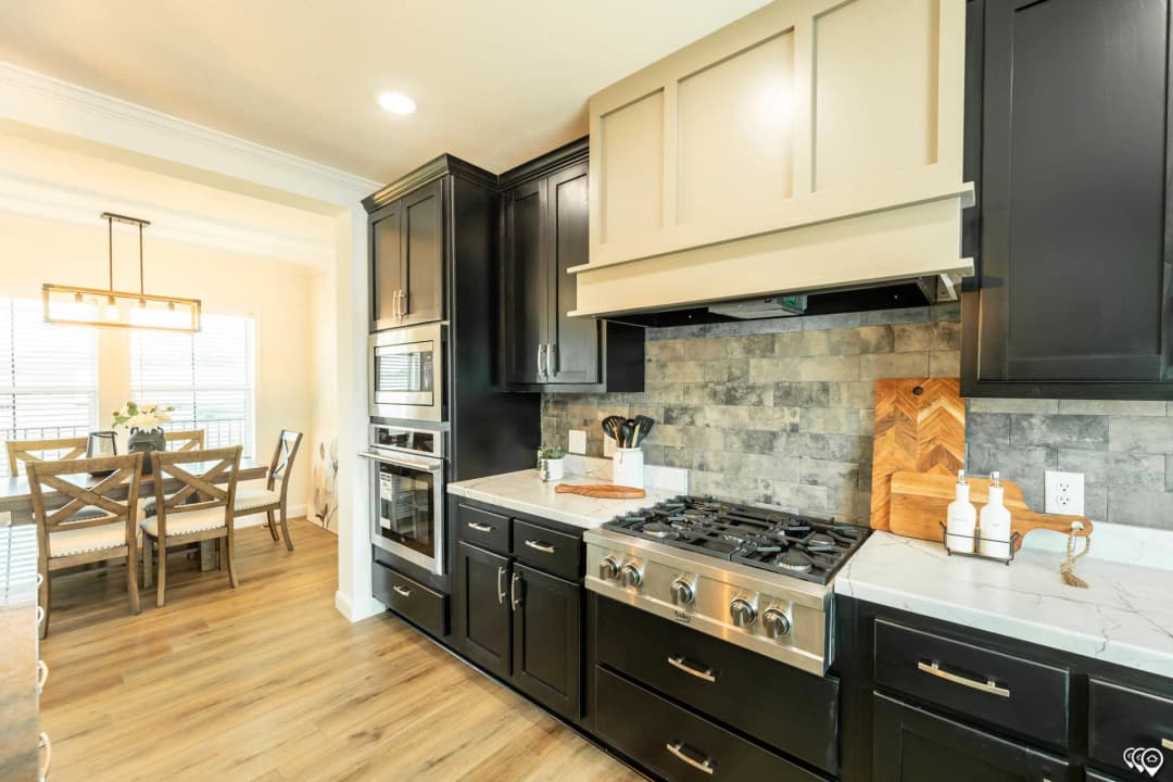 Pri3268-2069 kitchen home features