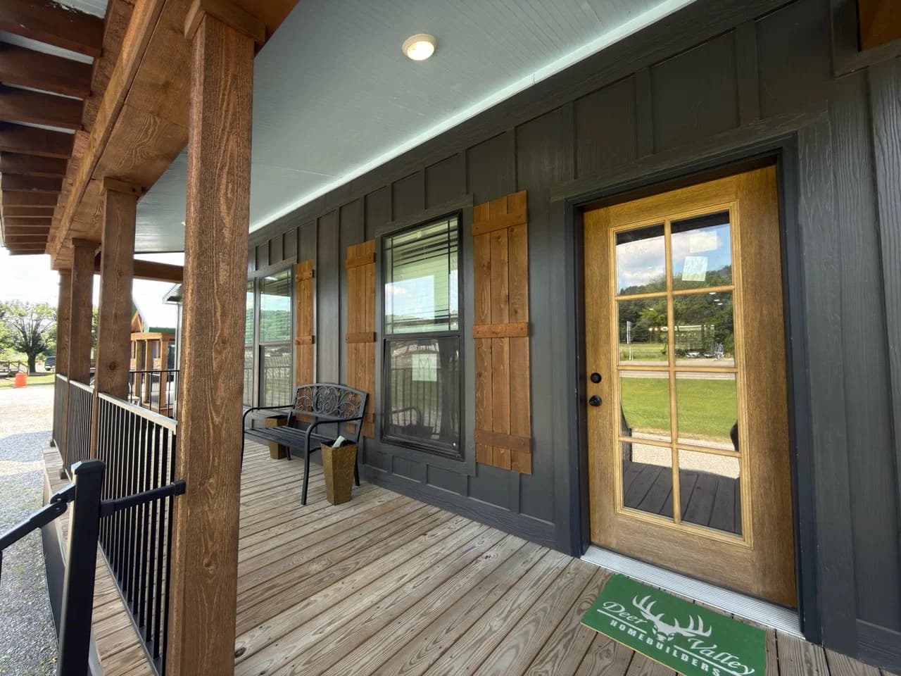 The barndominium exterior home features