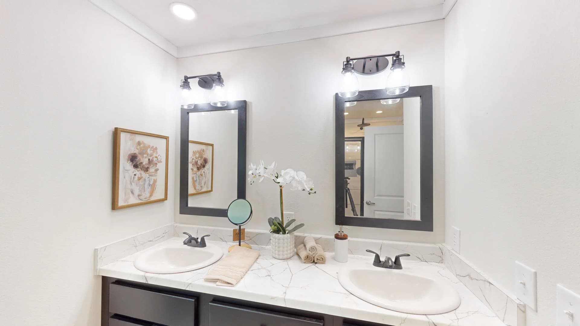 Pri3264-200 (the elijah) bathroom home features
