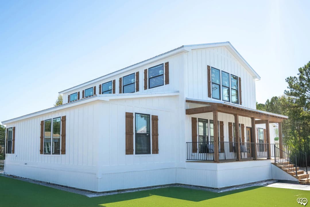 The barndominium 2 exterior and hero home features