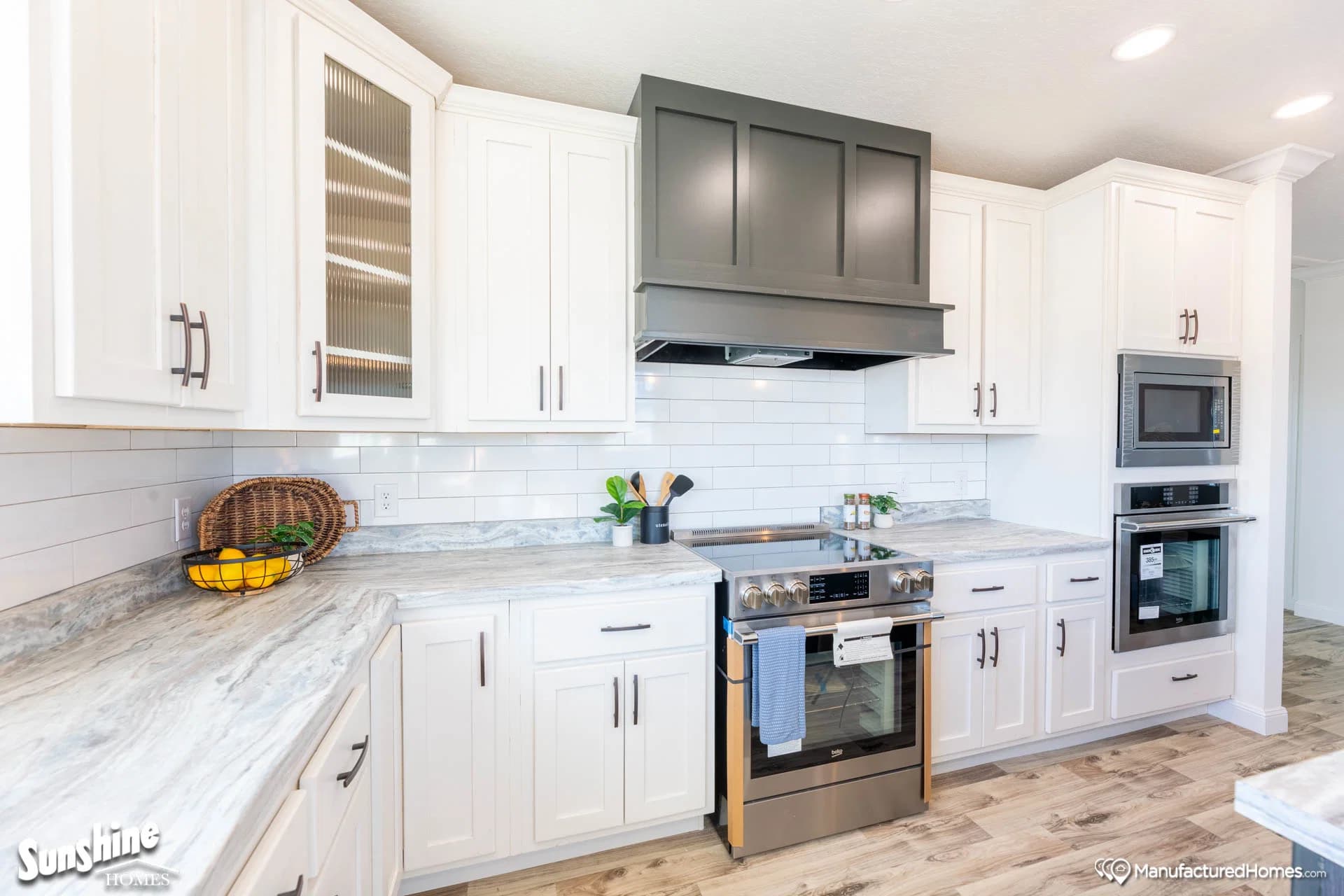 Pri3280-2040 kitchen home features