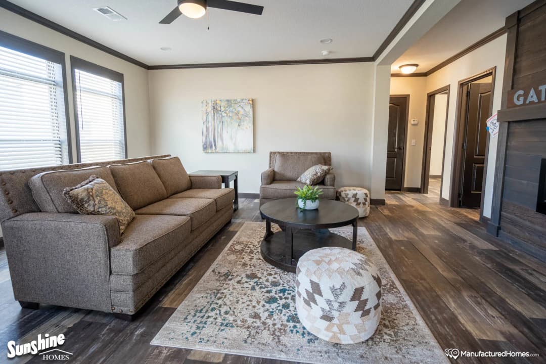 Pri3256-2061 interior and hero home features