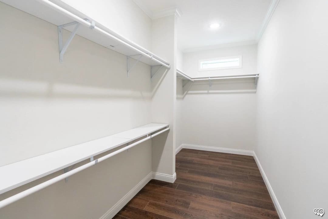 Pri3284-2074 interior home features