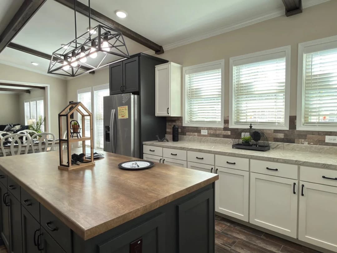 The taylor  kitchen home features