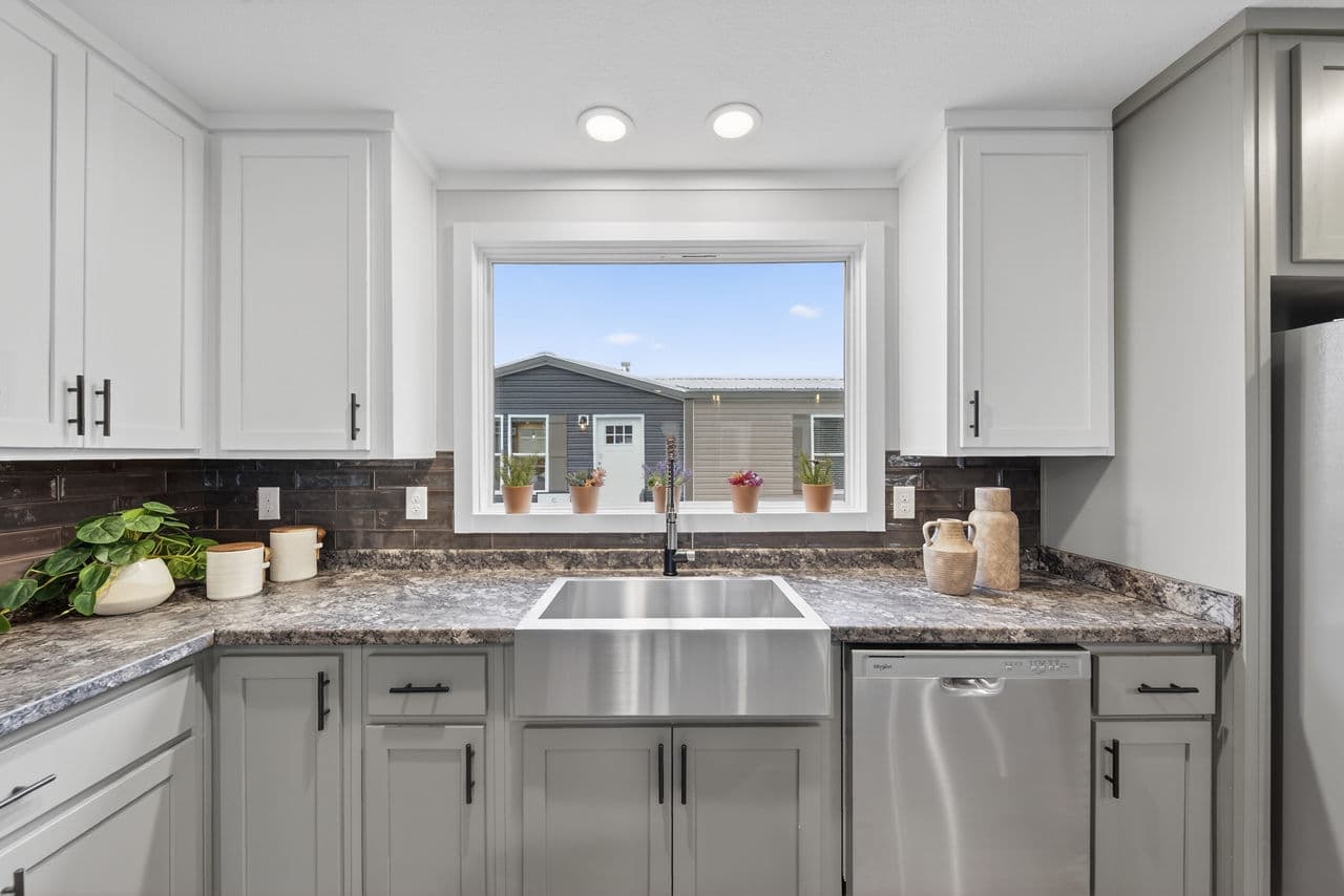 Manning kitchen home features