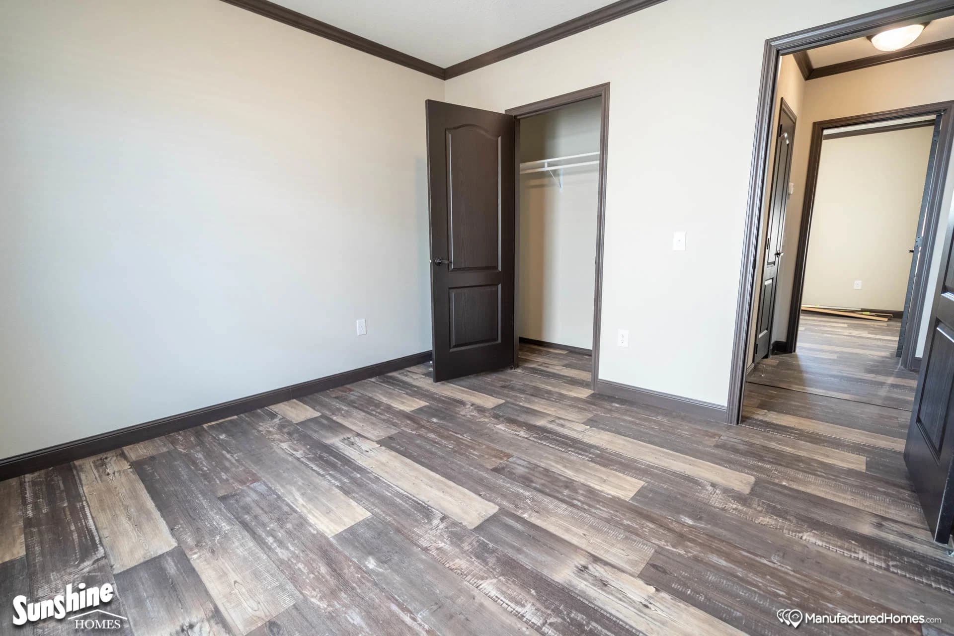 Pri3256-2061 interior home features