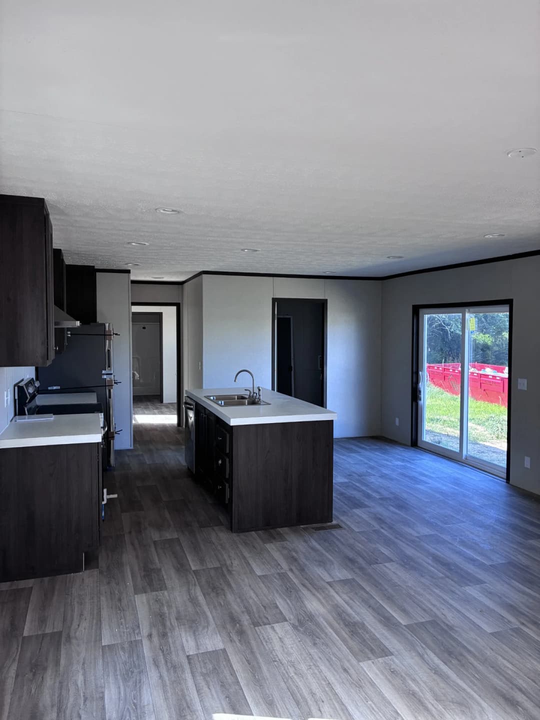 2025 miyo colossal  kitchen home features