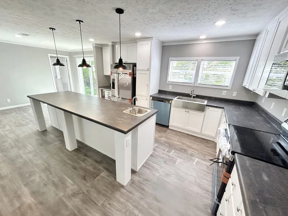 Wonderlust kitchen home features