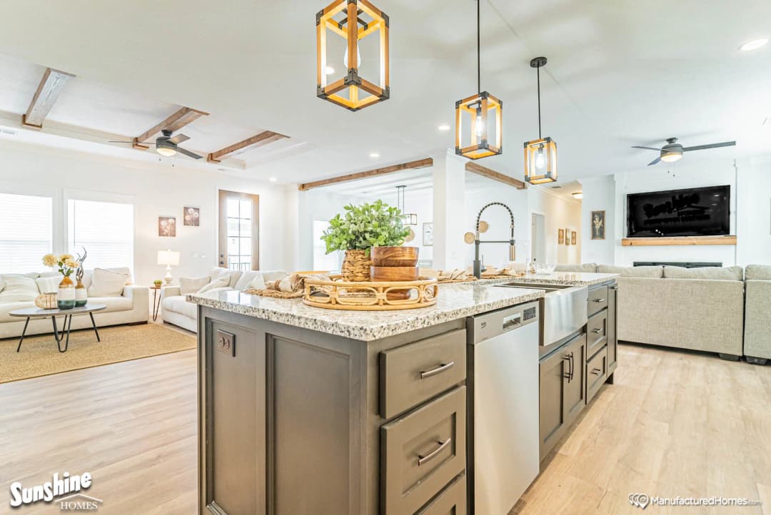 Pri3284-2058 kitchen home features