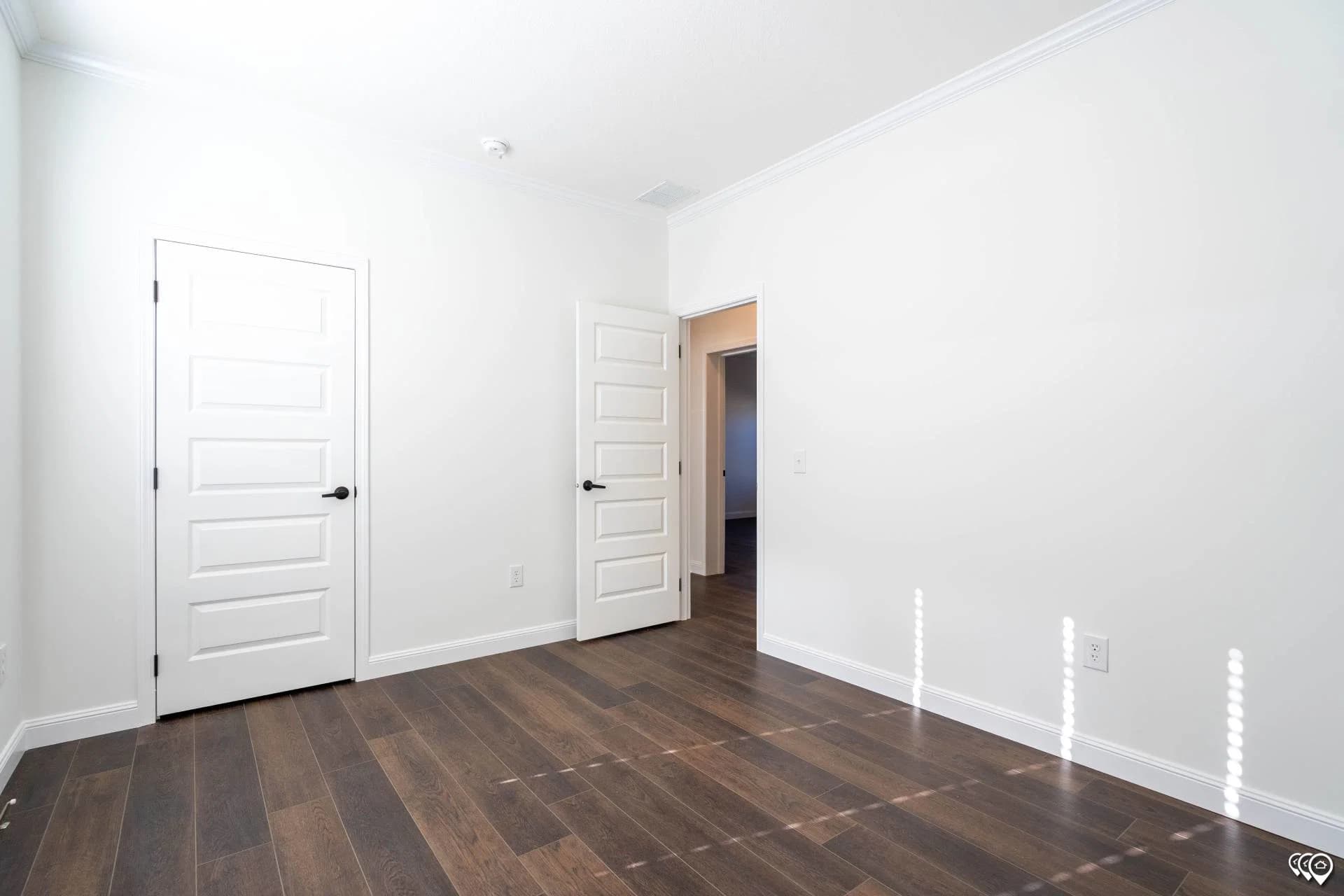Pri3284-2073 interior home features
