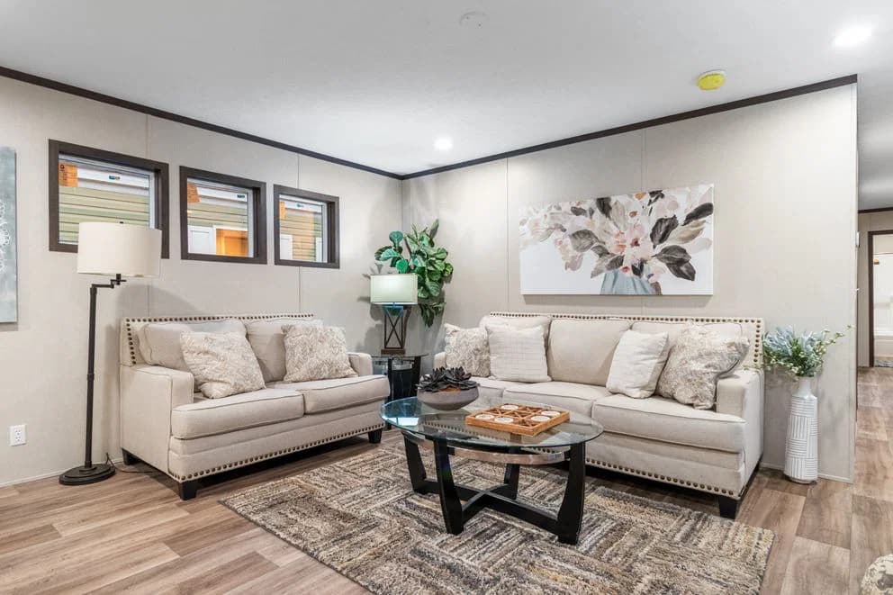Colossal interior home features