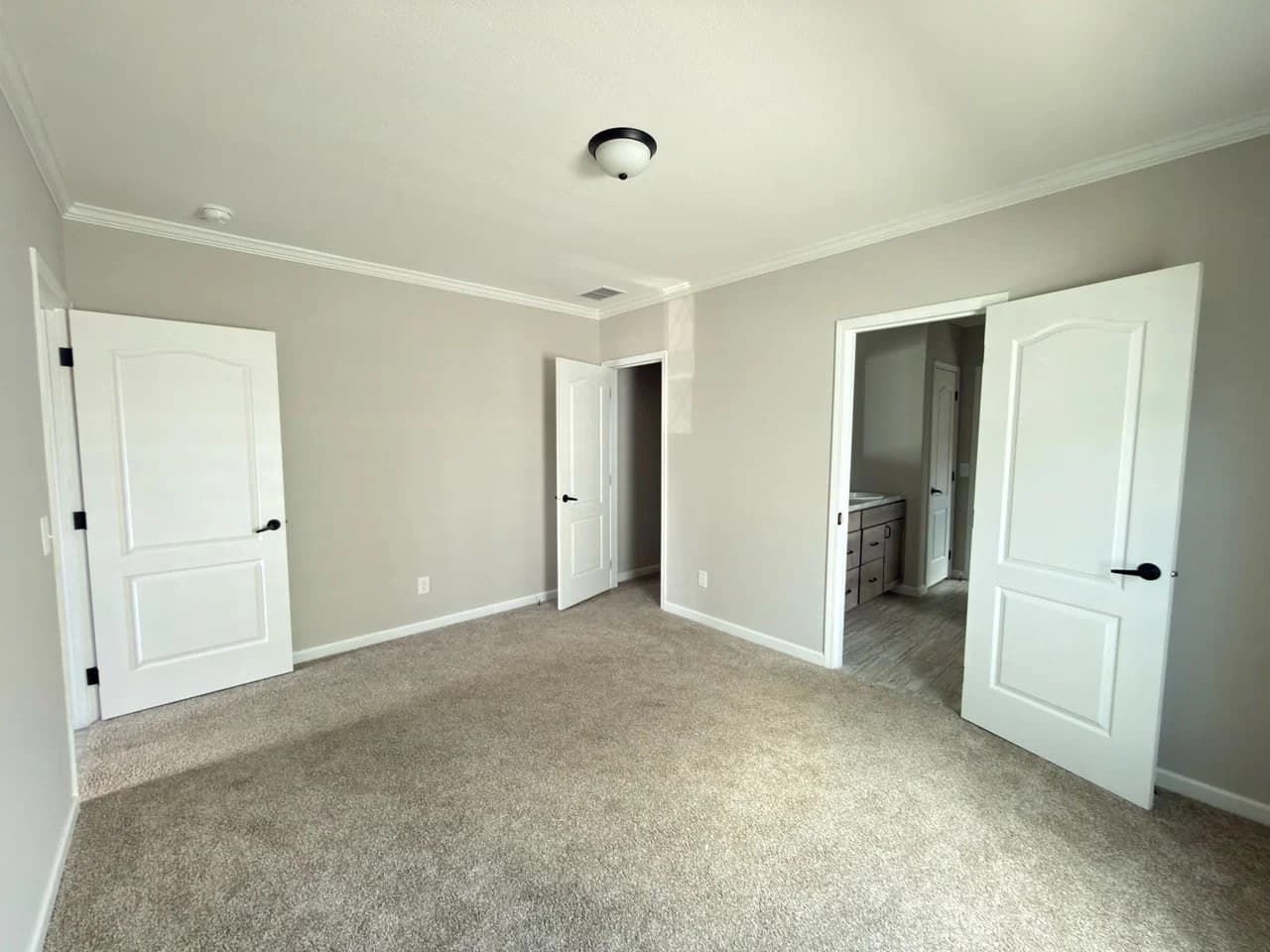 The anais bedroom home features