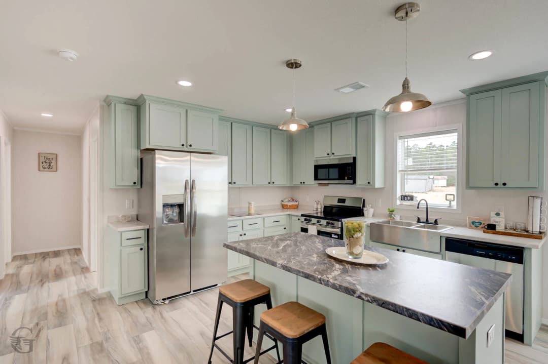 Thaddeus 4 bed kitchen home features