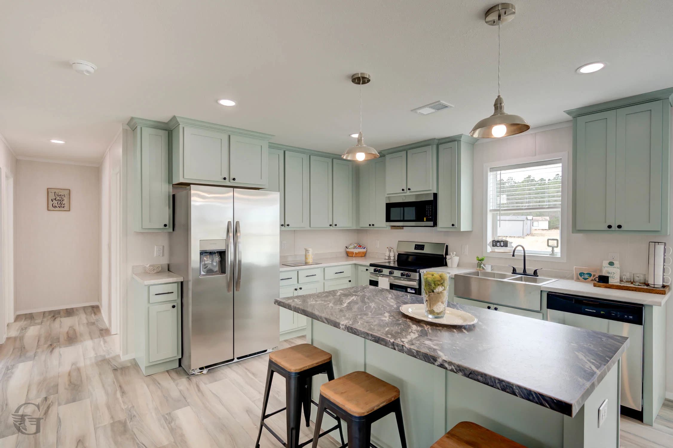 Thaddeus 4 bed kitchen home features