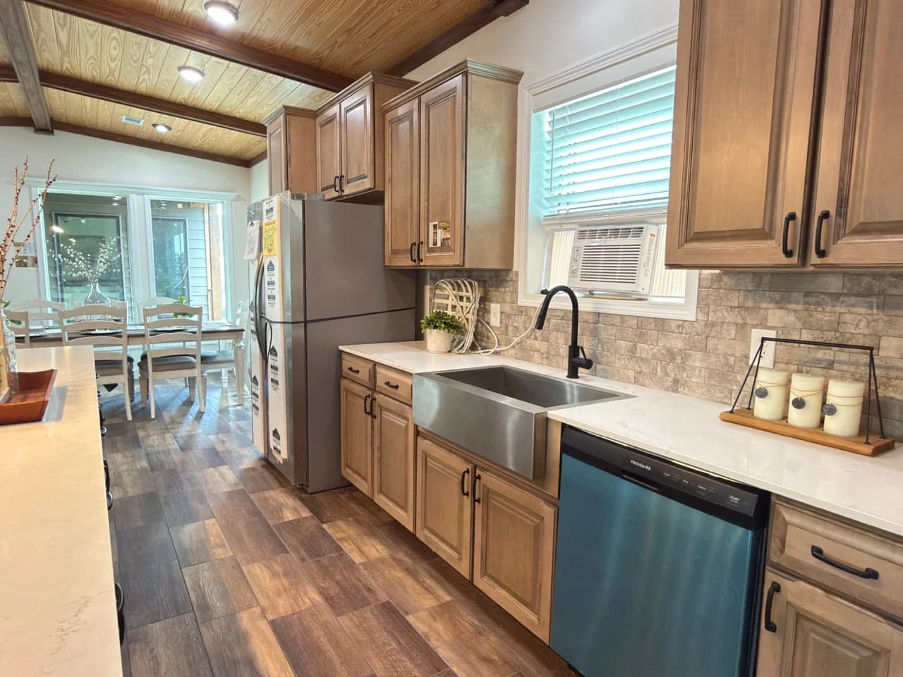 Orchard house (porch) kitchen home features