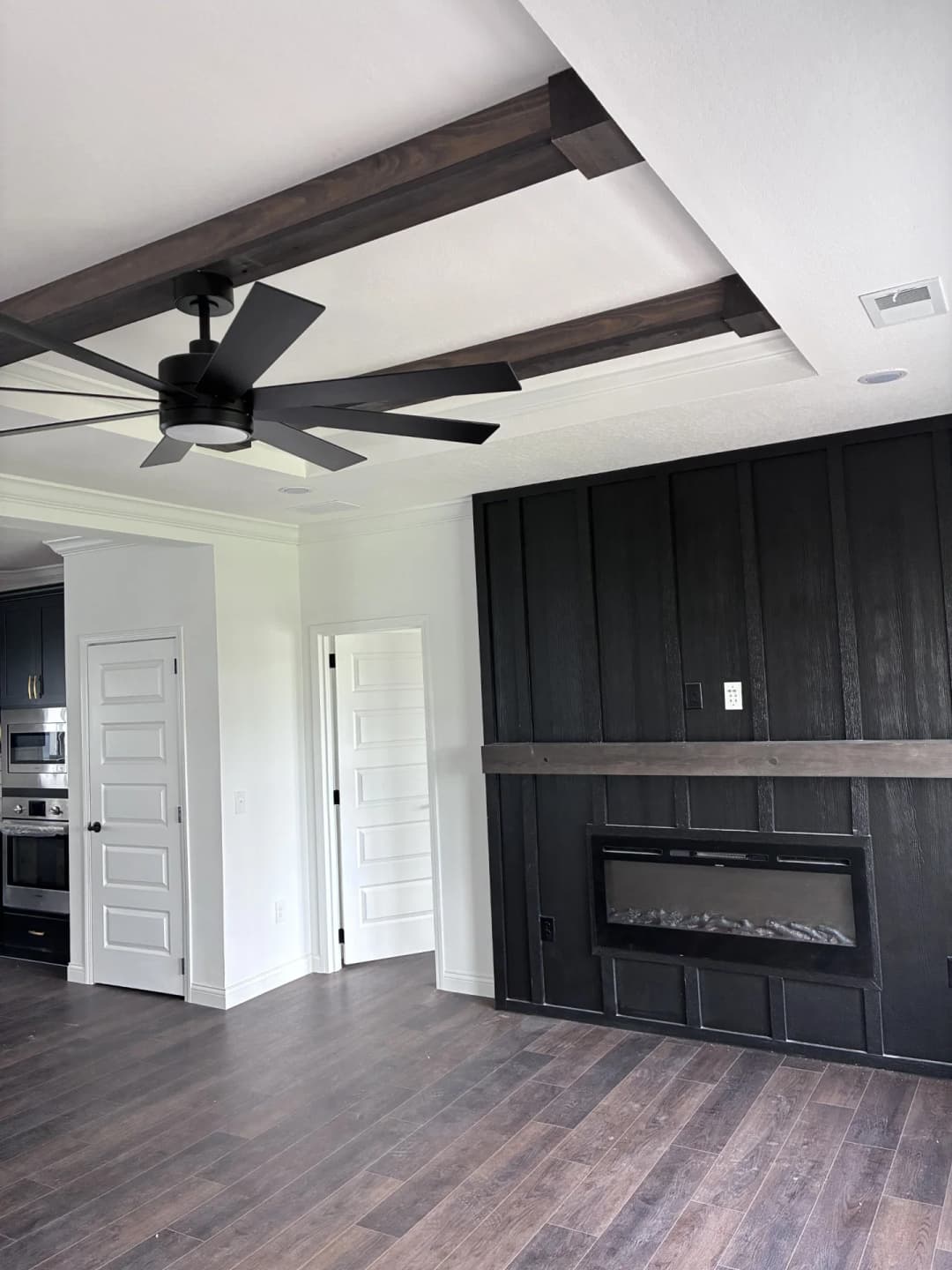 Pri3284-2010 (the bostick) interior home features
