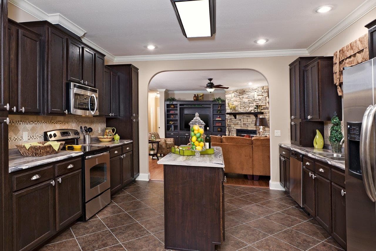 Koinonia b kitchen home features