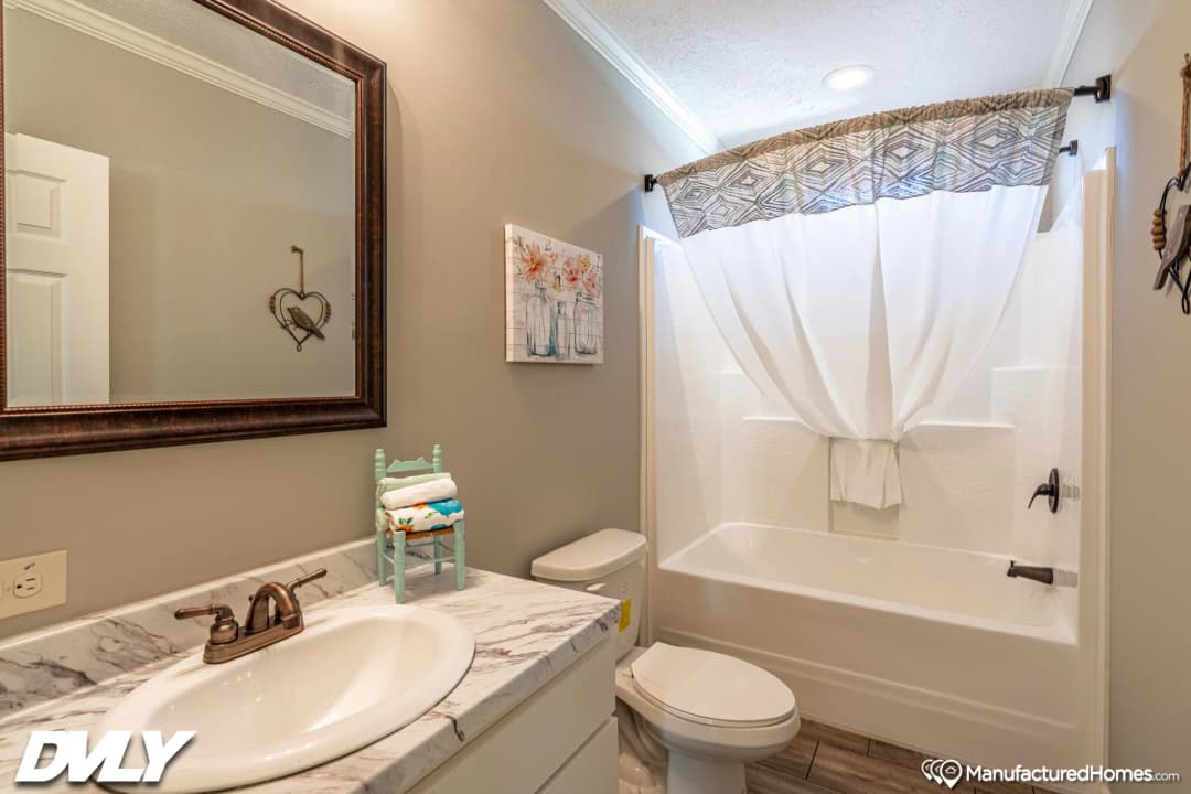 The shiloh  bathroom home features
