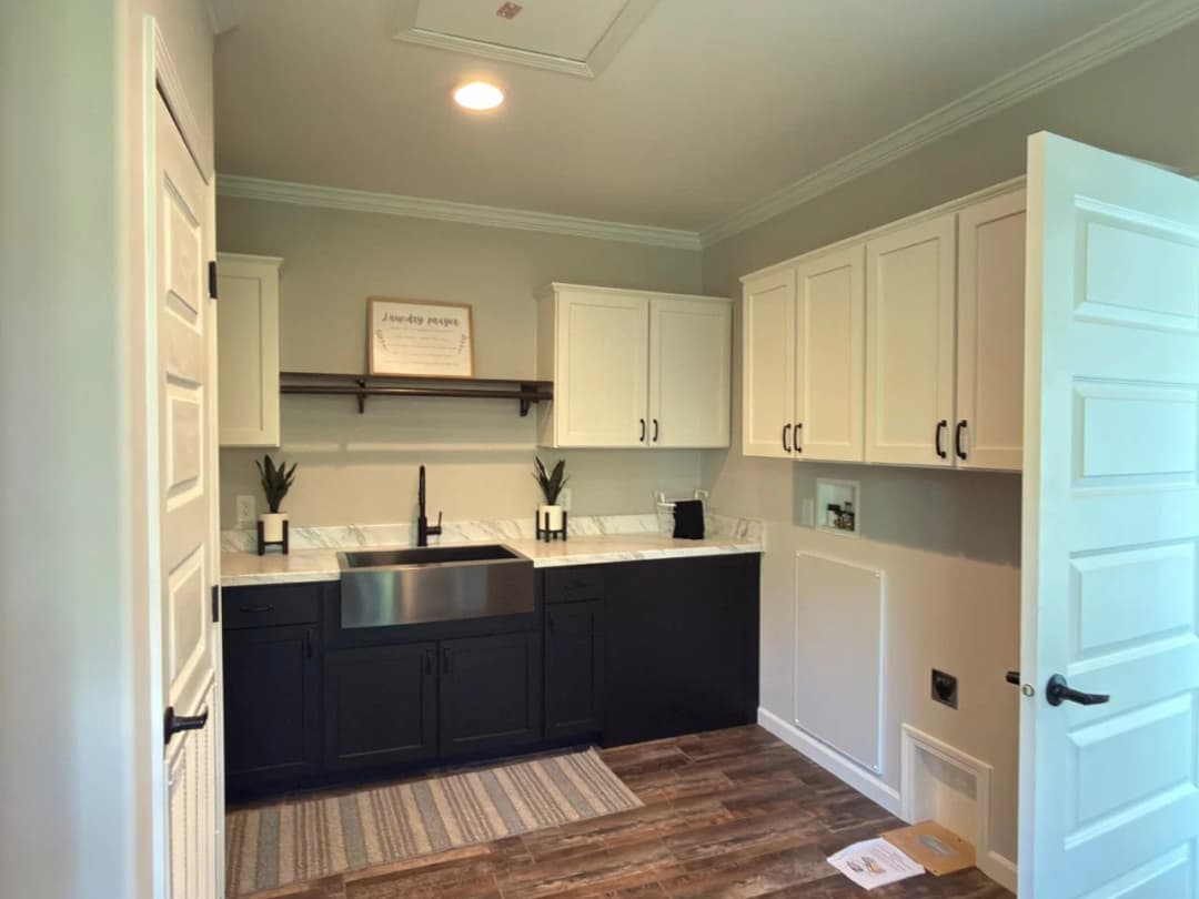 The woodside c interior home features