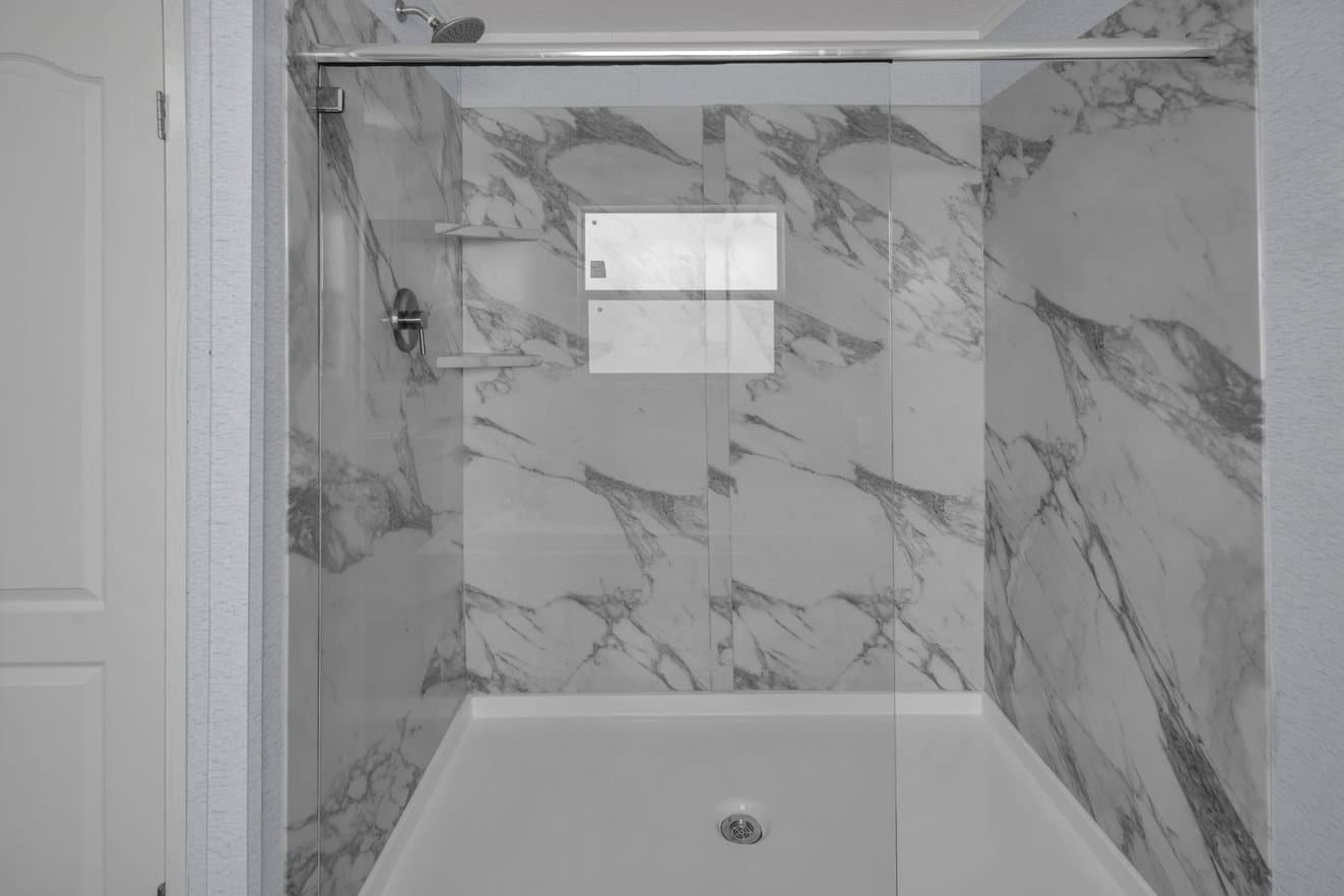 Valu maxx premier 32643e bathroom home features