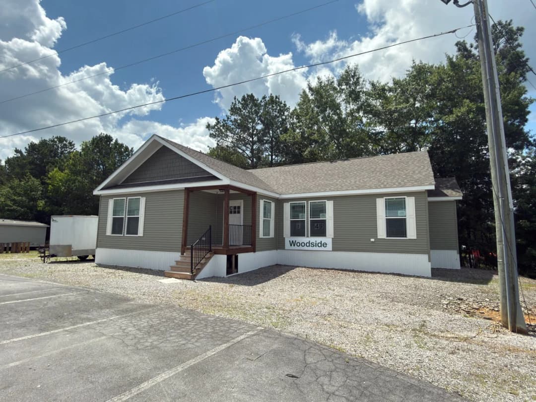 The woodside b elevation and exterior home features