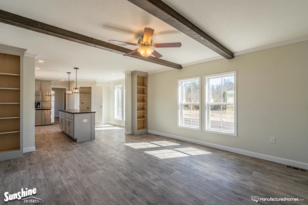 Pri1684-1009 interior home features