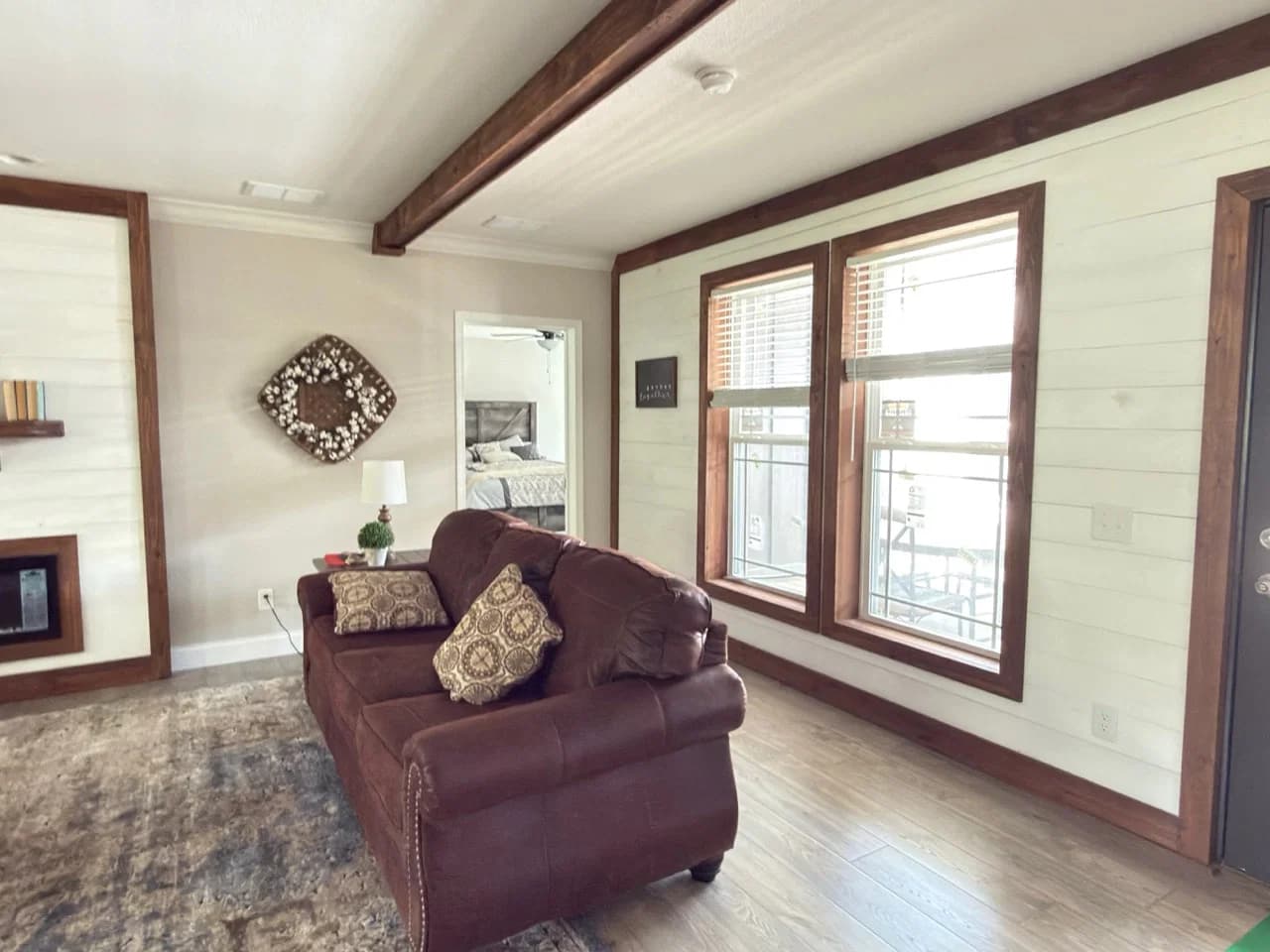 The anais interior home features