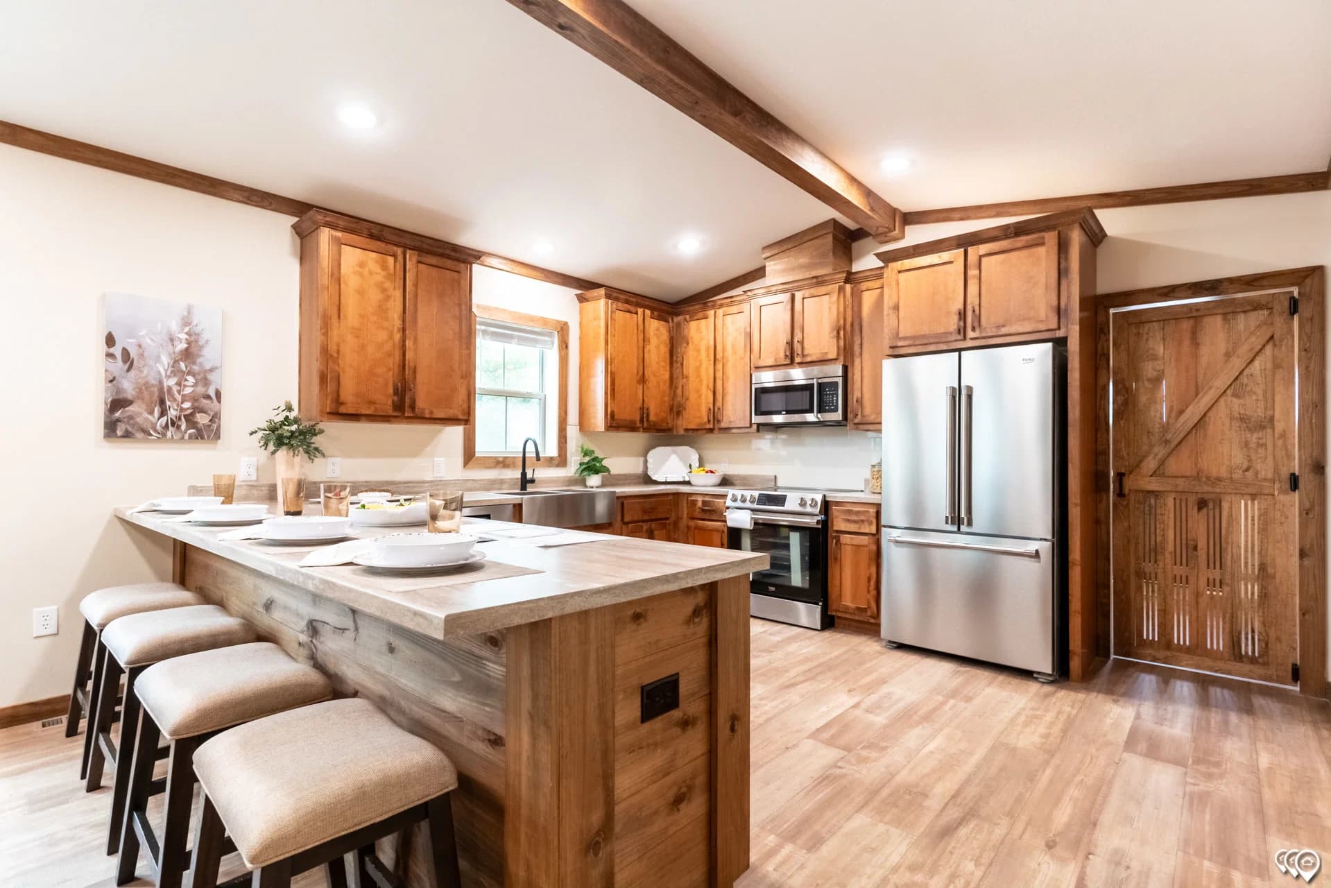 Pri3264-2070 kitchen home features