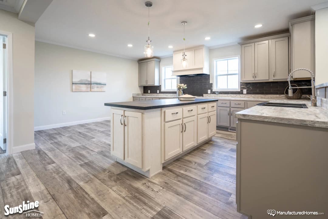 Pri3280-2043 kitchen home features