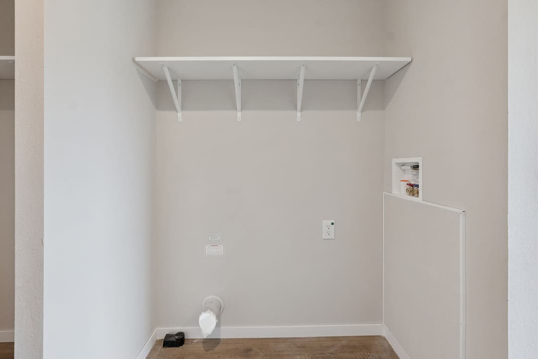 Zurich interior home features