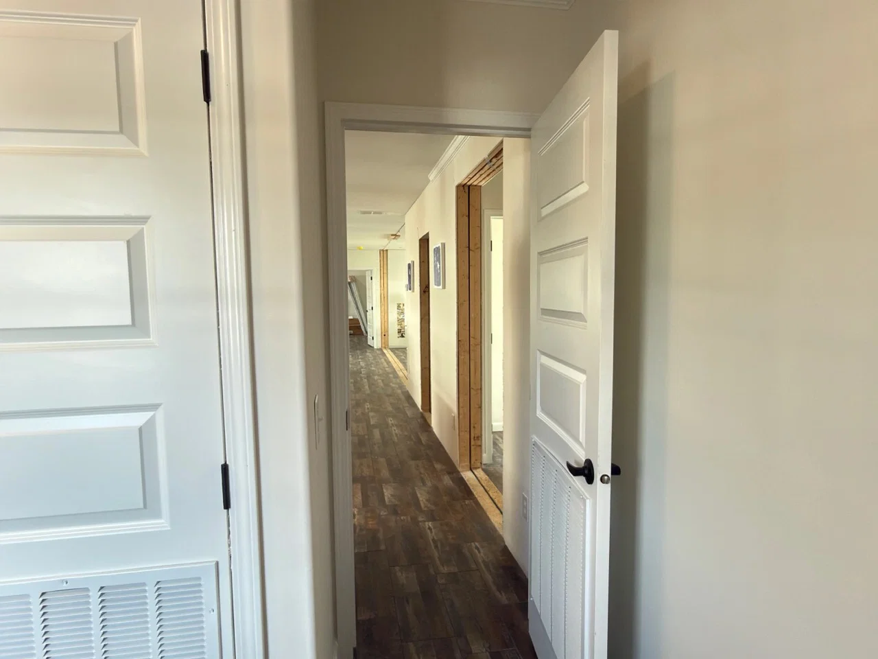 Aimon interior home features