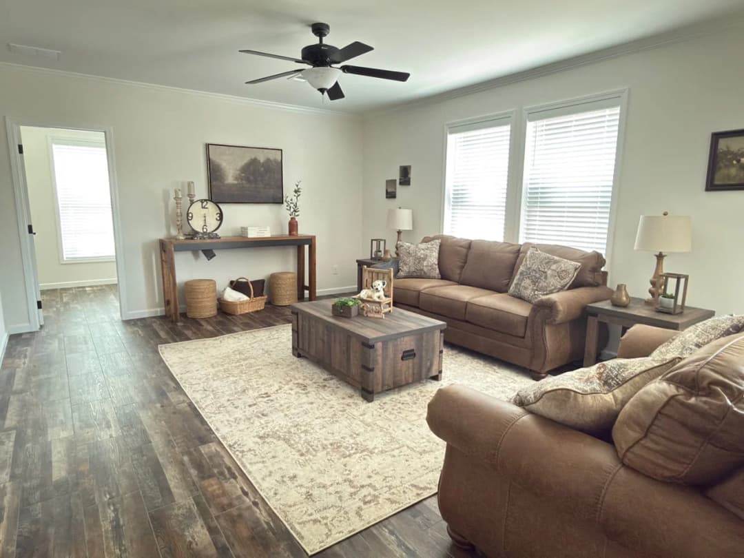 Orchard house (study) interior home features