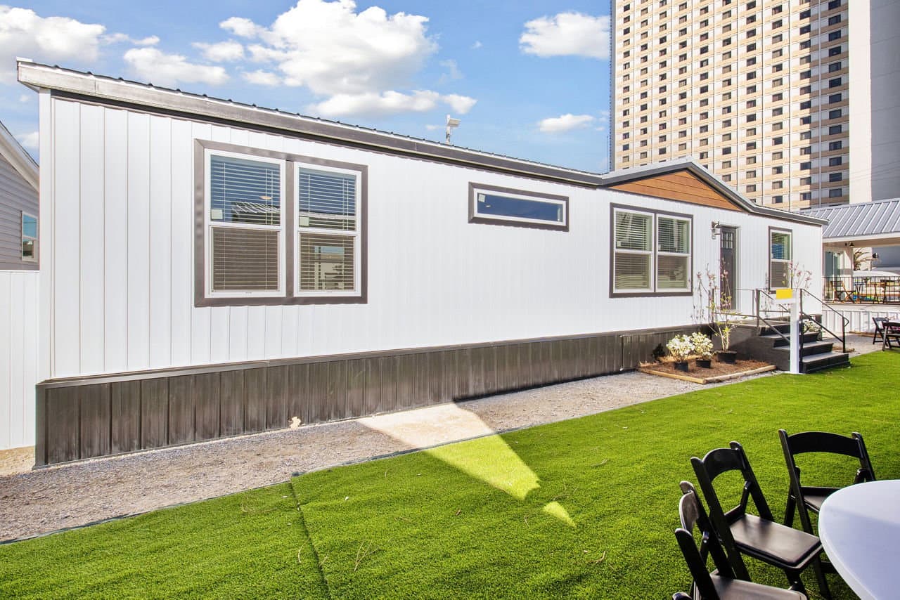 Creole 3 bedroom exterior home features