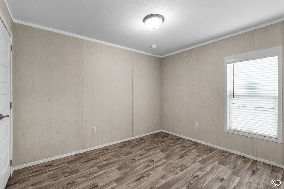 Arc1680-8004 interior home features