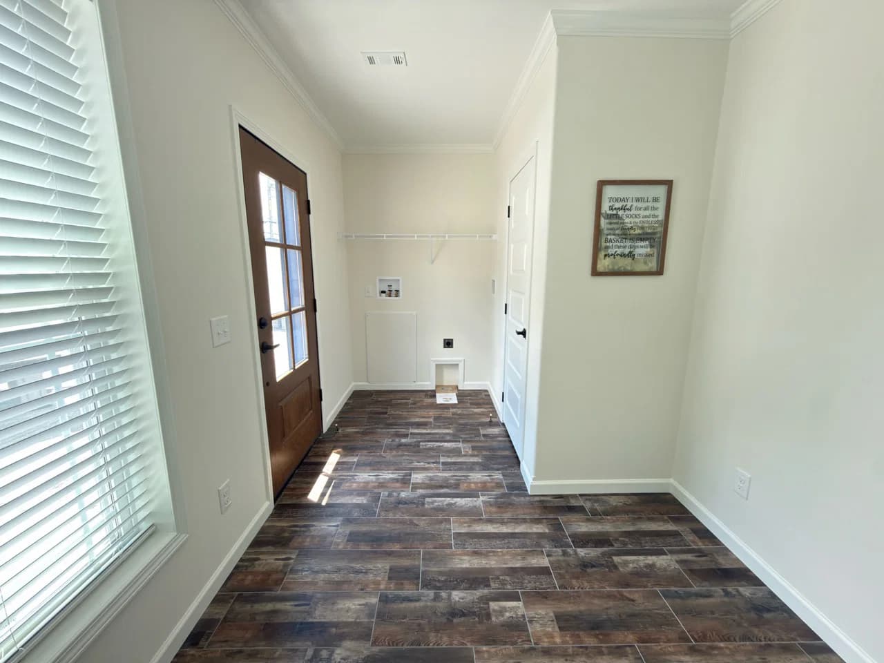 Orchard house interior home features