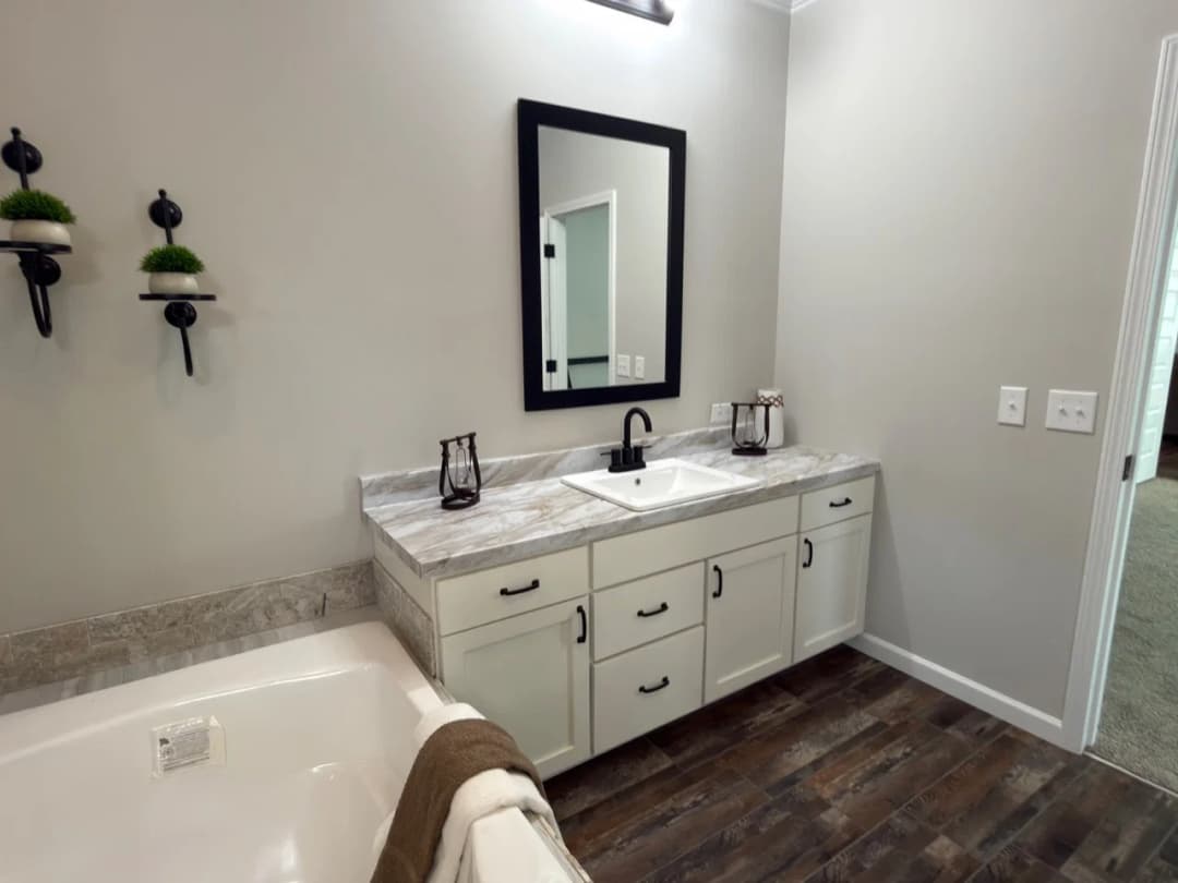 Tahoe harbor bathroom home features
