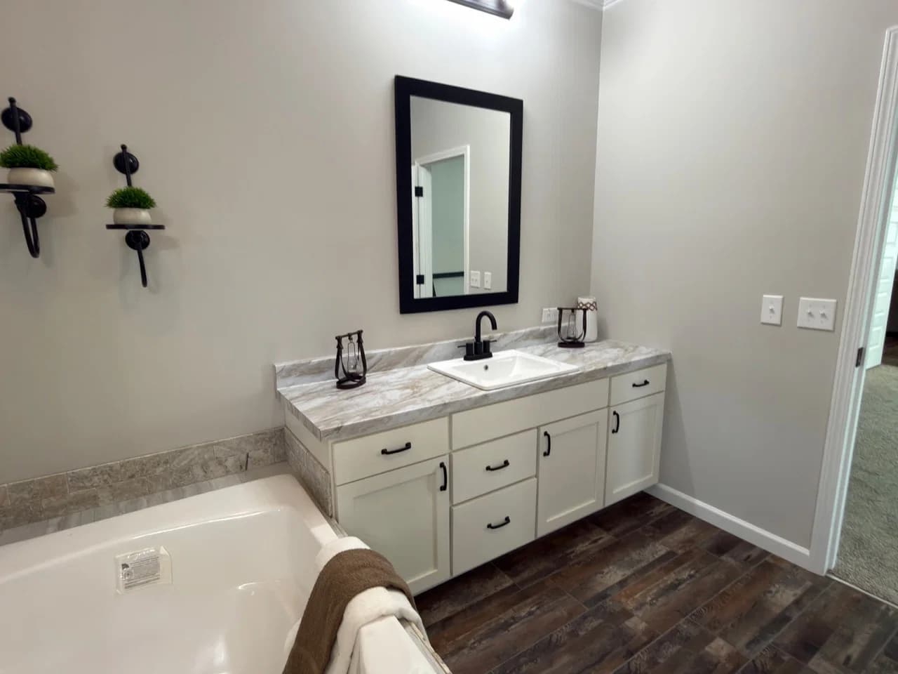 Tahoe harbor bathroom home features