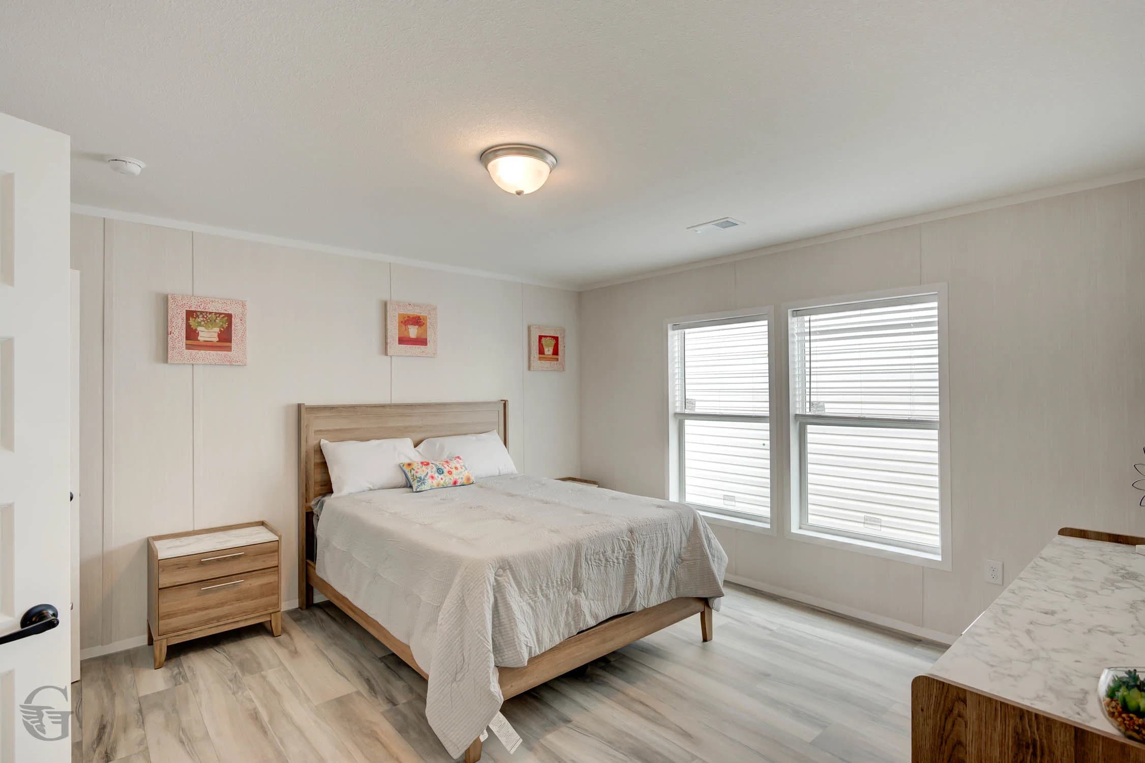 Thaddeus 4 bed bedroom home features