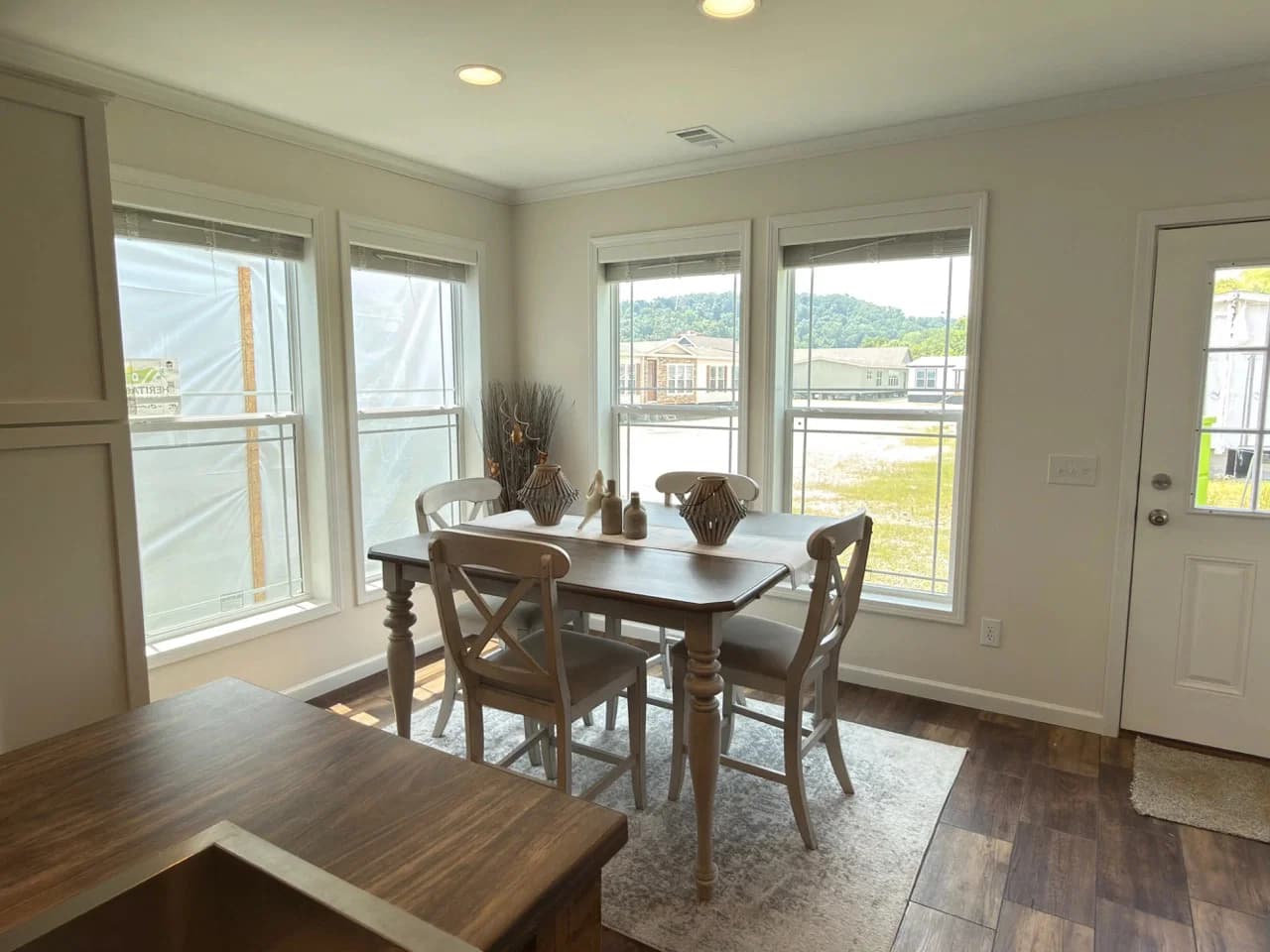 The haven b interior home features