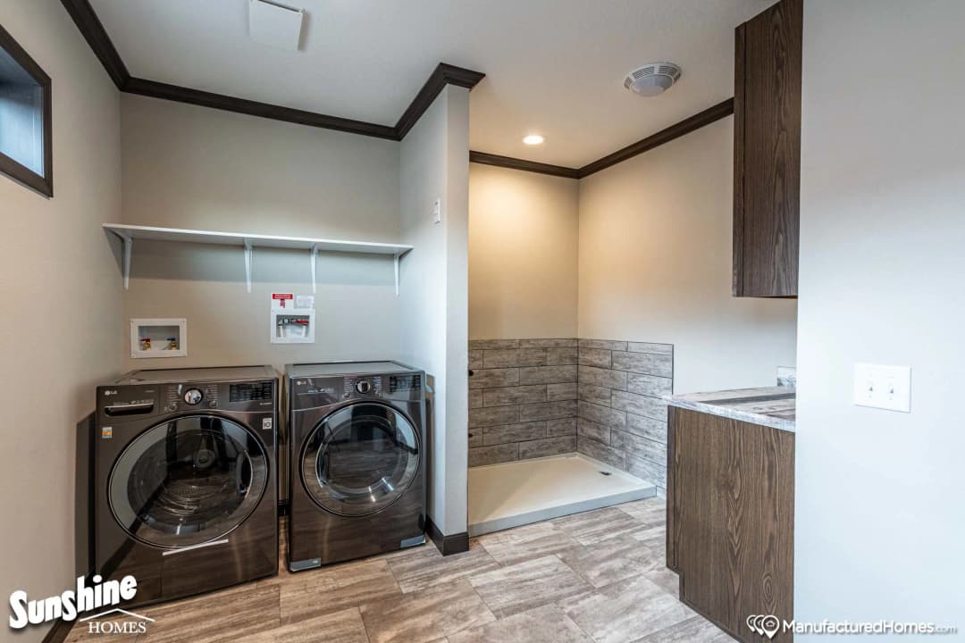 Pri3280-2025 interior home features